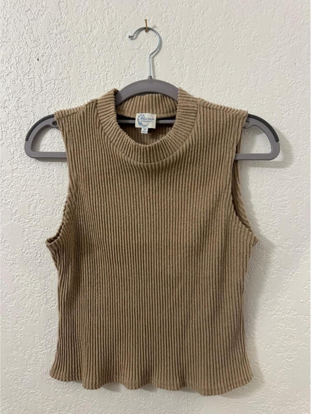 Blue Rain by Francesca’s Beige Ribbed Sleeveless Mock Neck Top